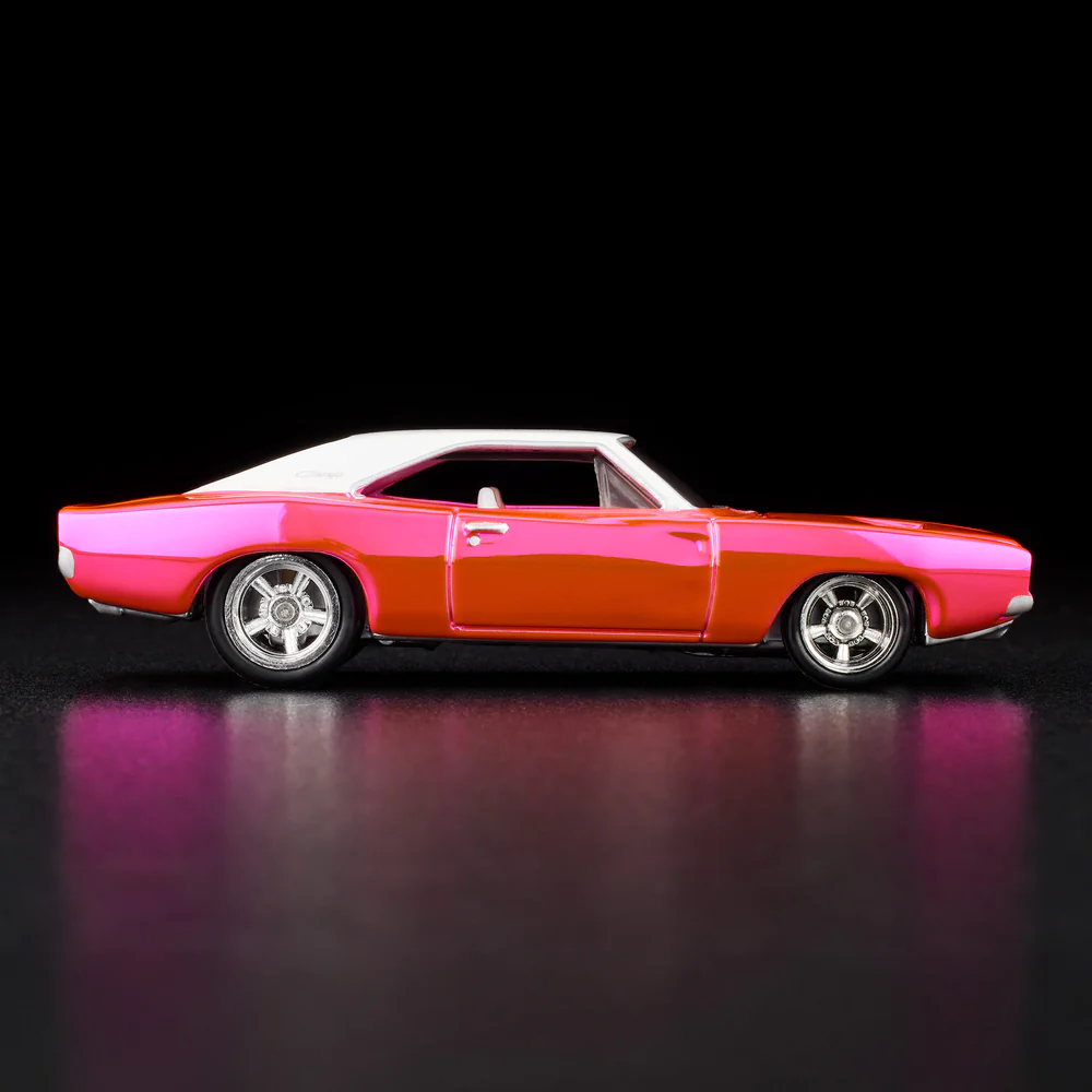 Hot Wheels Collectors RLC 1969 Dodge Charger R/T