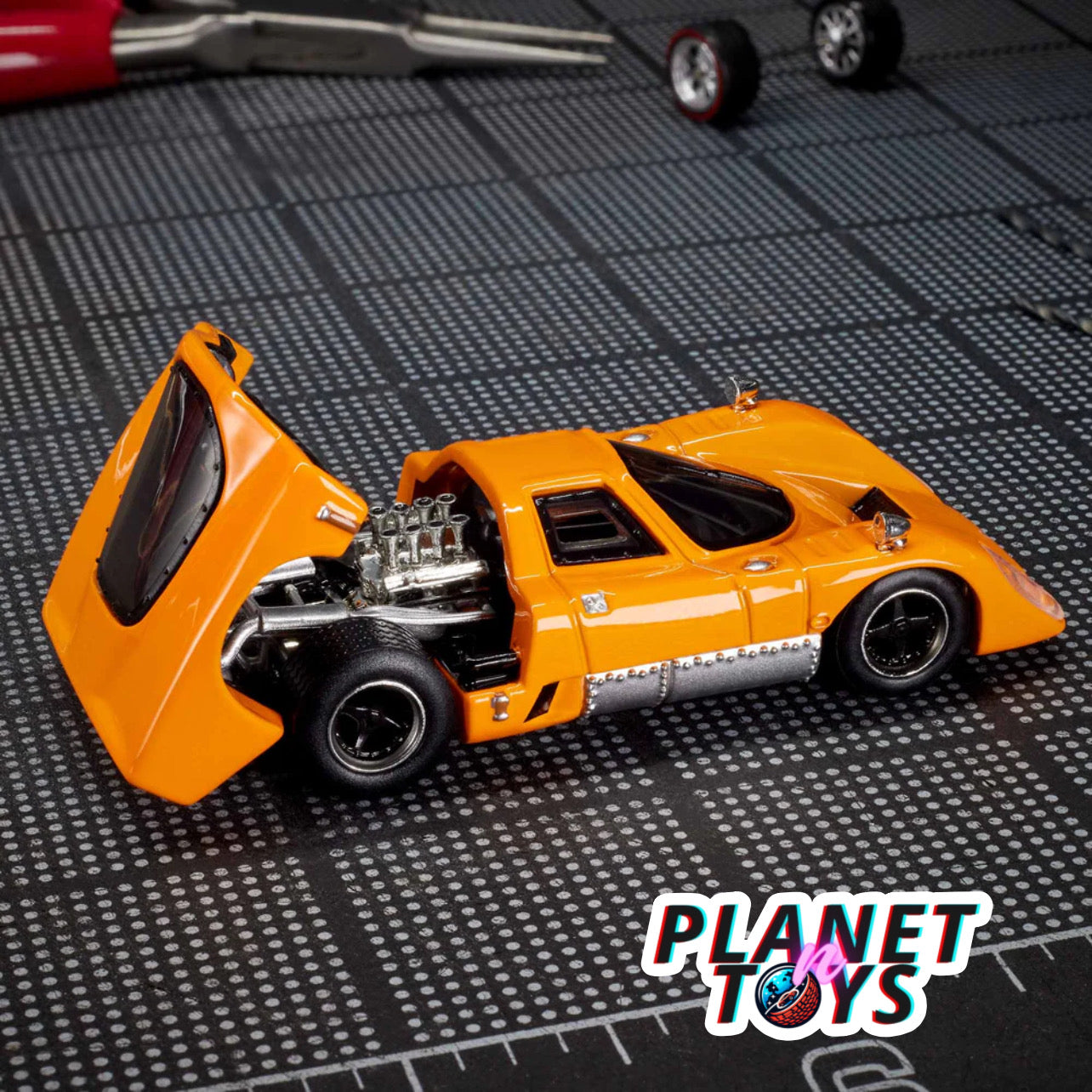 Hot Wheels Collectors
Hot Wheels Elite 64 McLaren M6GT