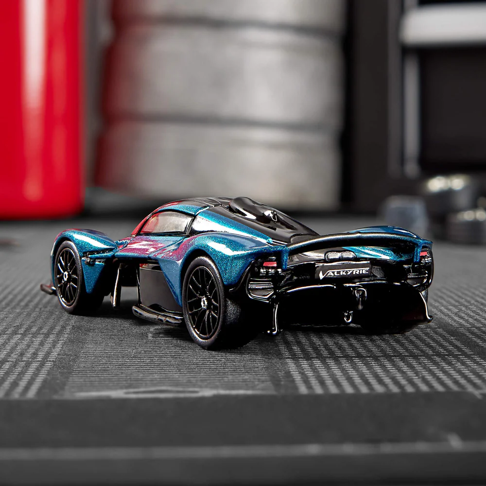 Hot Wheels Collectors
Hot Wheels Elite 64 Aston Martin Valkyrie