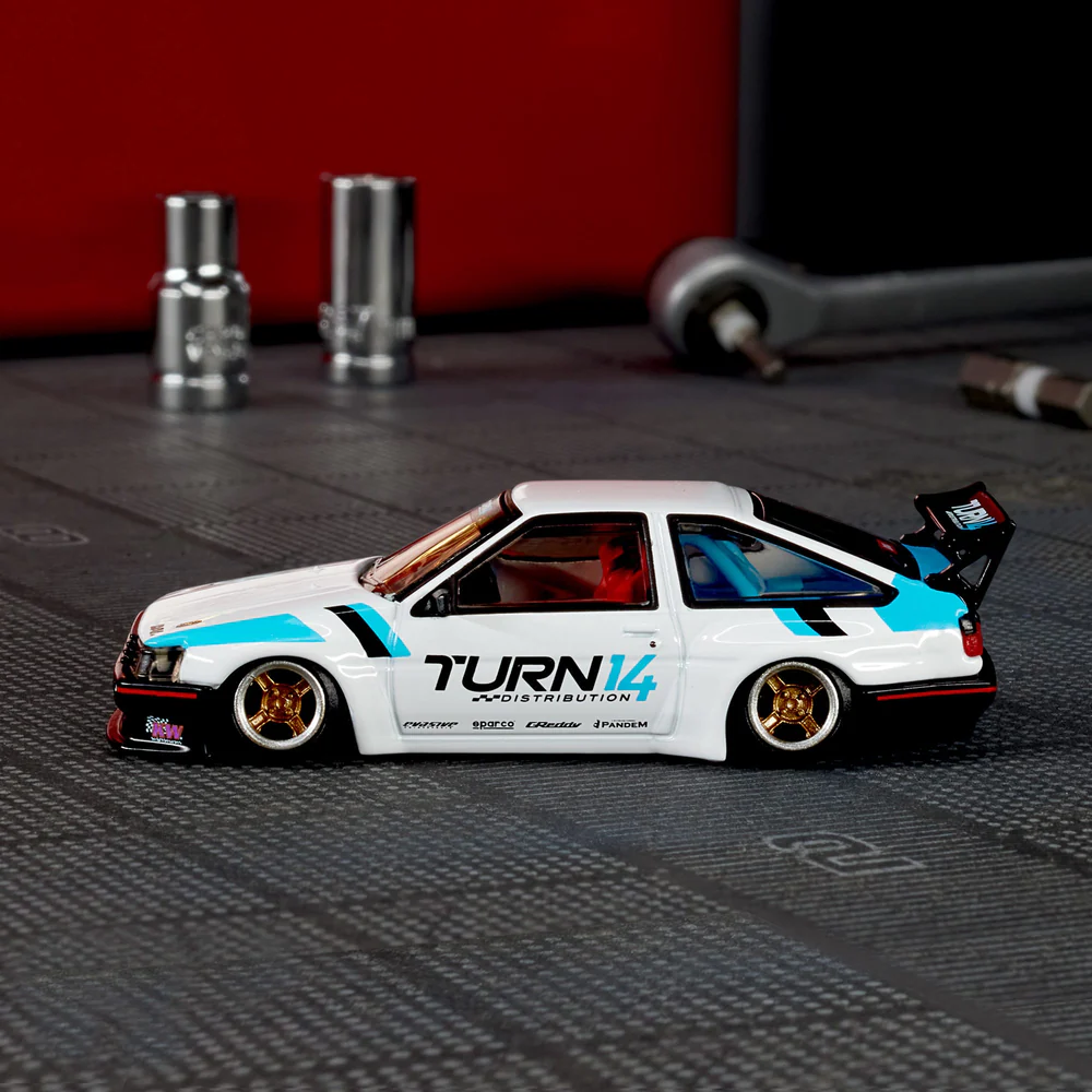 Hot Wheels Collectors
Elite 64 Toyota Corolla Levin (AE86) Custom