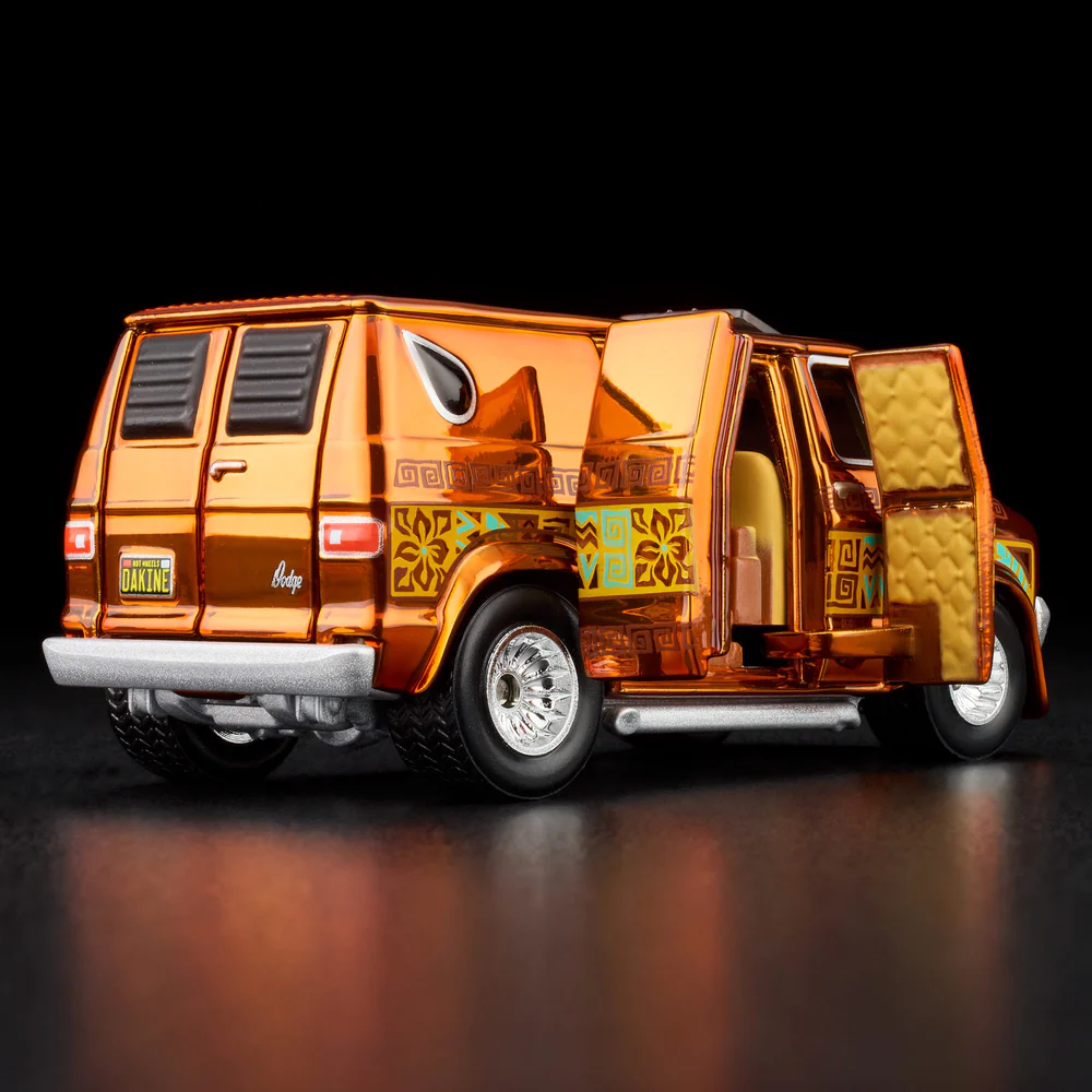 Hot Wheels Collectors
RLC ‘70s Dodge Tradesman Van