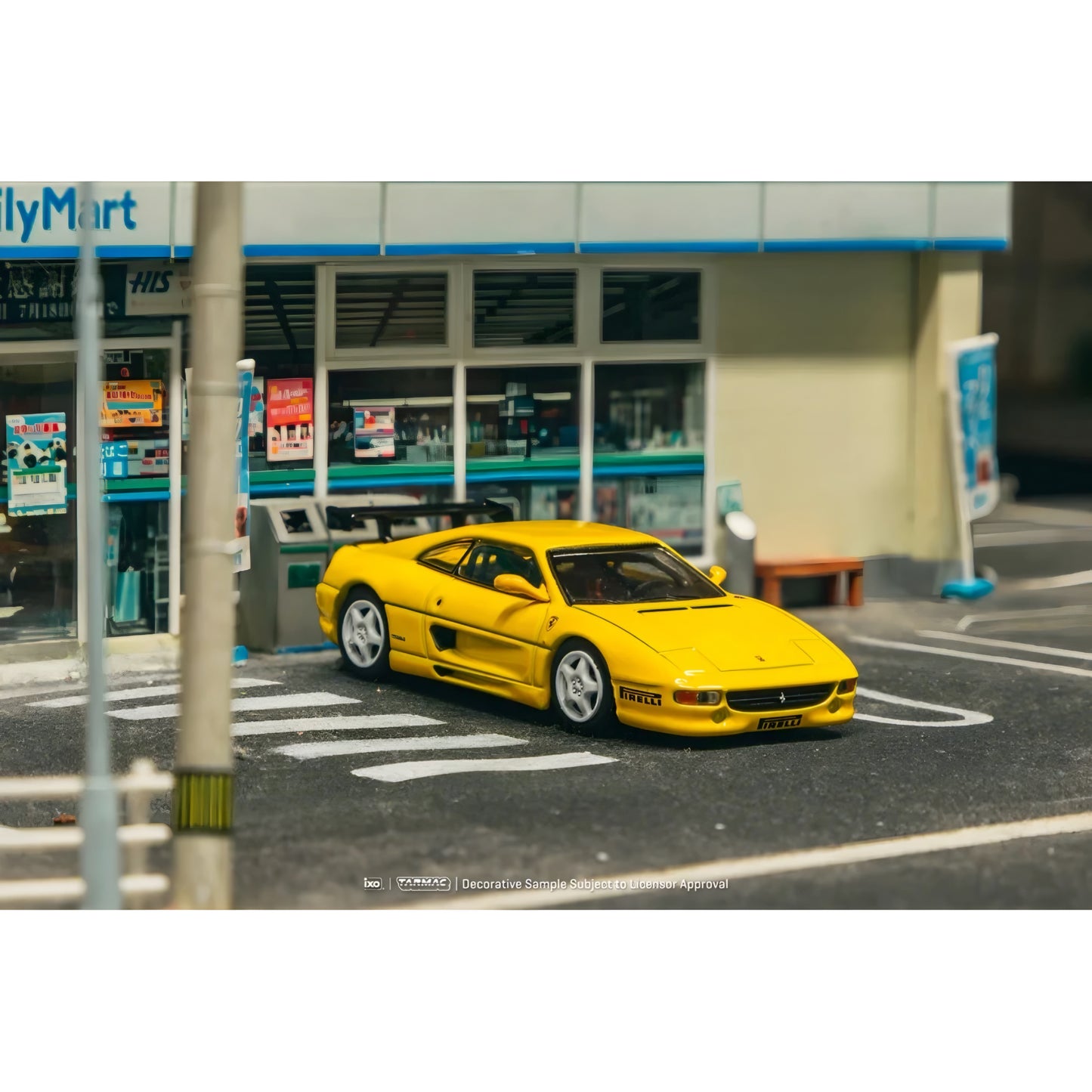 Tarmac Works 1:64 Ferrari F355 Challenge – Yellow – Road64 – ixo Models