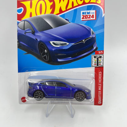 Custom Made Diecast 1:64 + Protector Case Hot wheels for any occasion