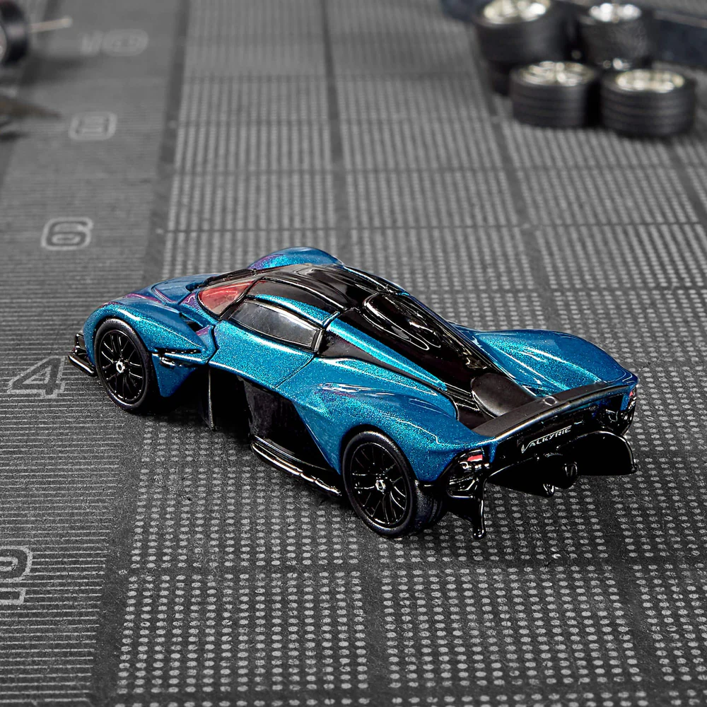 Hot Wheels Collectors
Hot Wheels Elite 64 Aston Martin Valkyrie