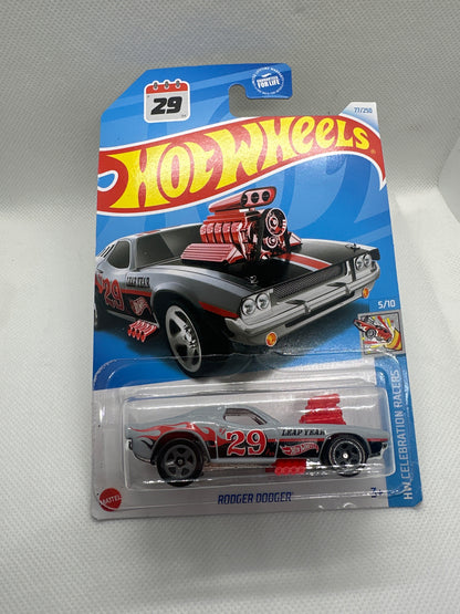 Hot Wheels  | 1:64 Diecast | HW Screen Time