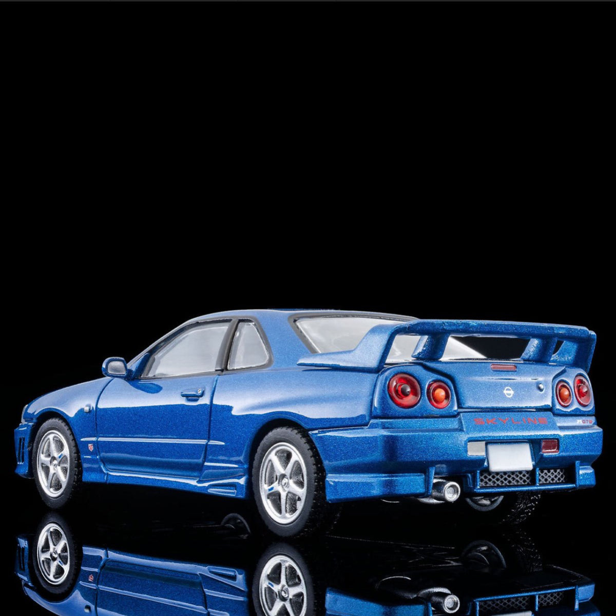 Tomica Limited Vintage Neo Nissan Skyline 2-Door Sports Coupe 25GT-Turbo 1:64 Scale Die-Cast Metal Vehicle