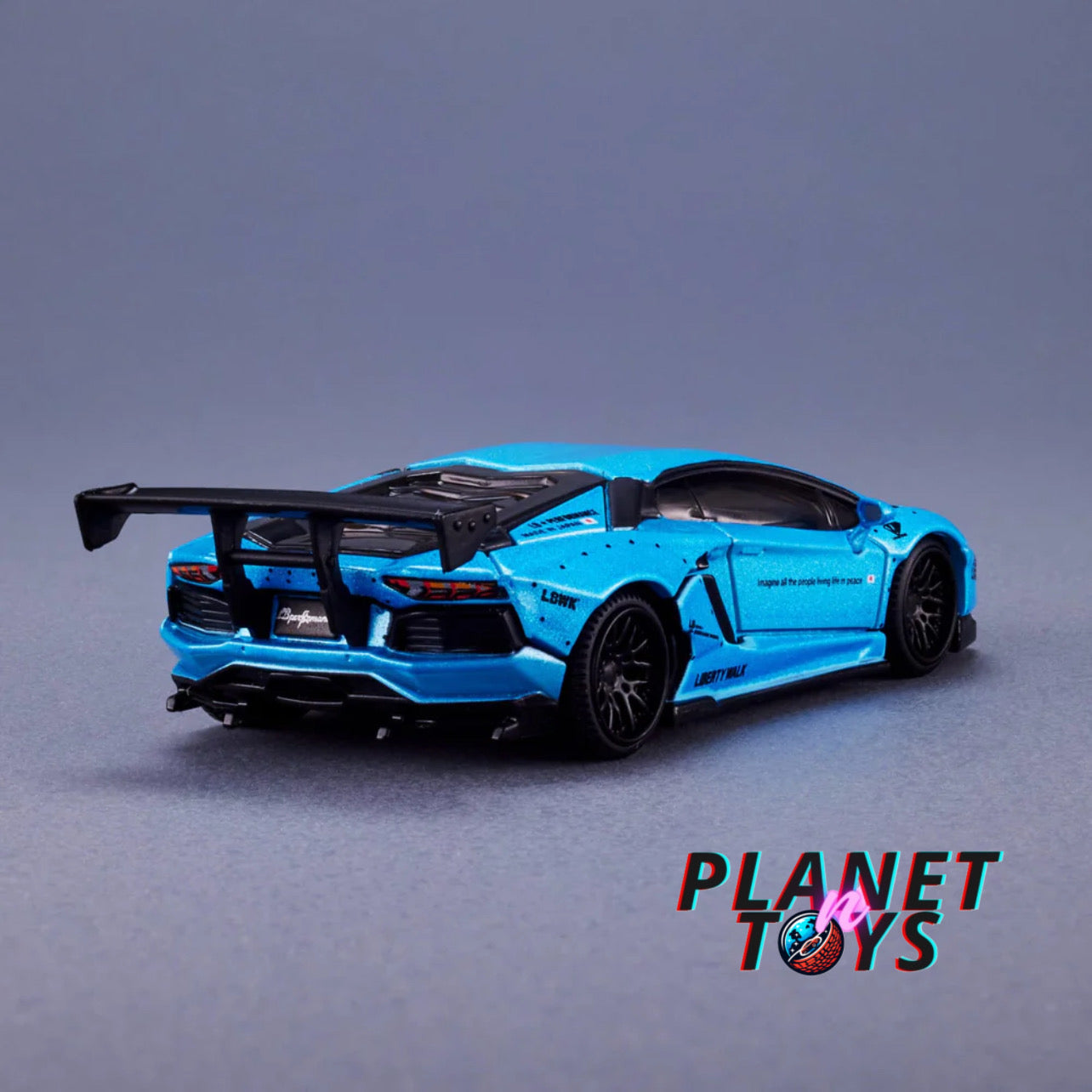 Hot Wheels Collectors
Elite 64 Series LBWK Lamborghini Aventador LP 700-4