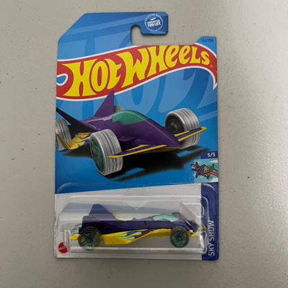 Hot Wheels  | 1:64 Diecast | HW Screen Time