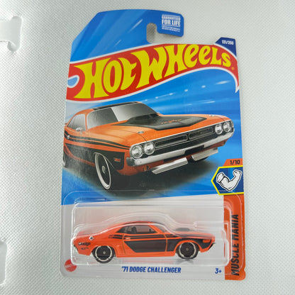 Hot Wheels Dodge Mainline American Power 1:64 Diecast Assorted (charger, Hellcat, Challenger, viper, van, Dart) Muscle Cars