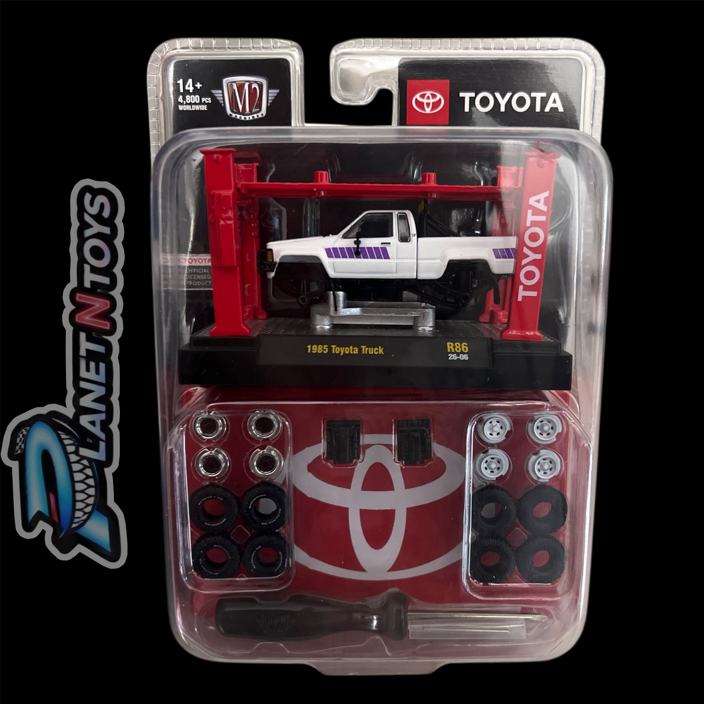 M2 Machines 1:64 Model Kit Assorted