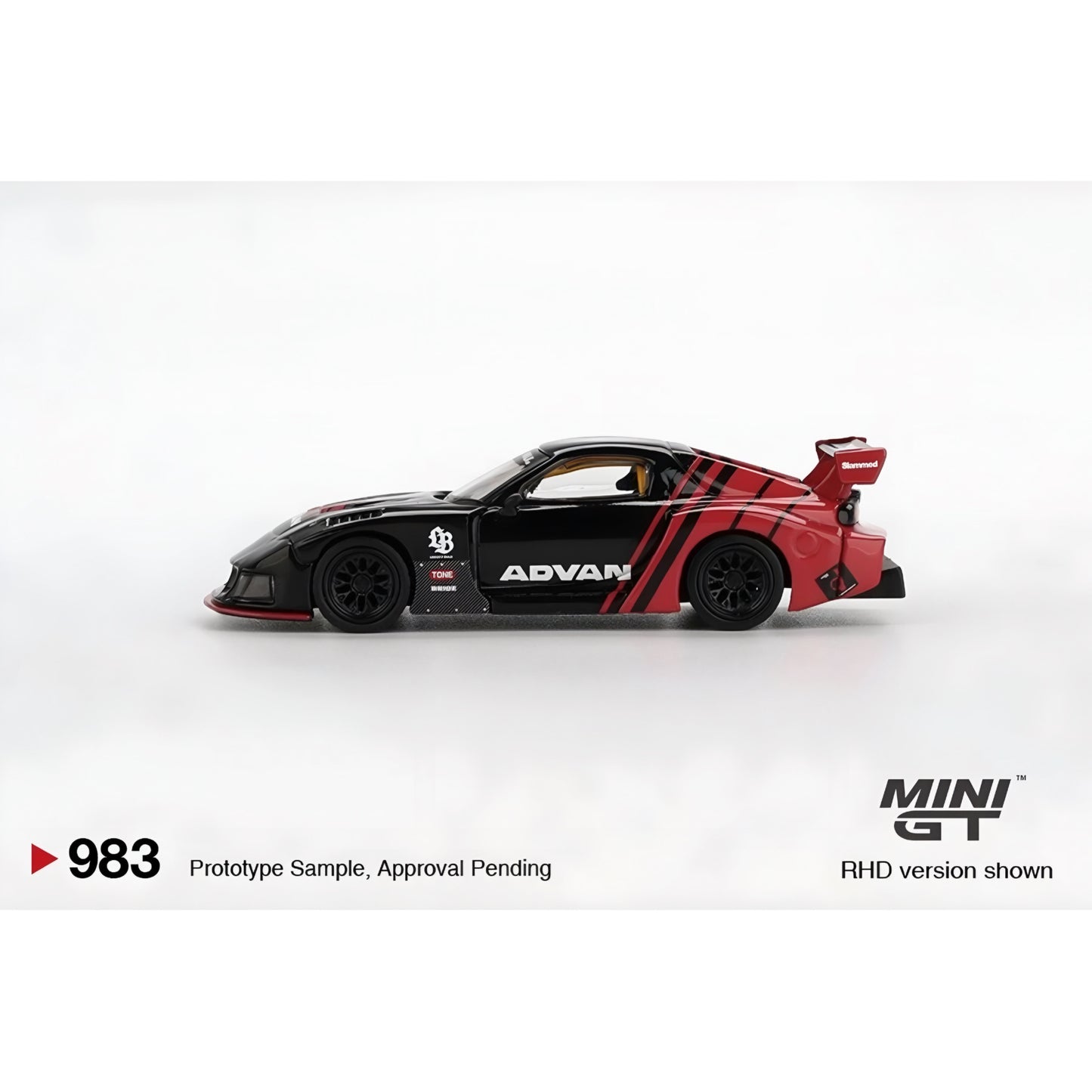 Mini GT 1:64 Mazda RX-7 LB-Super Silhouette Advan #983