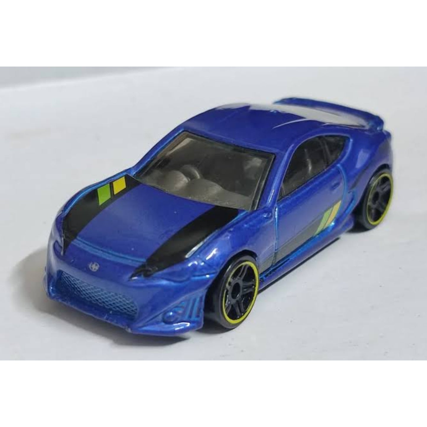 Custom Made Diecast 1:64 + Protector Case Hot wheels for any occasion