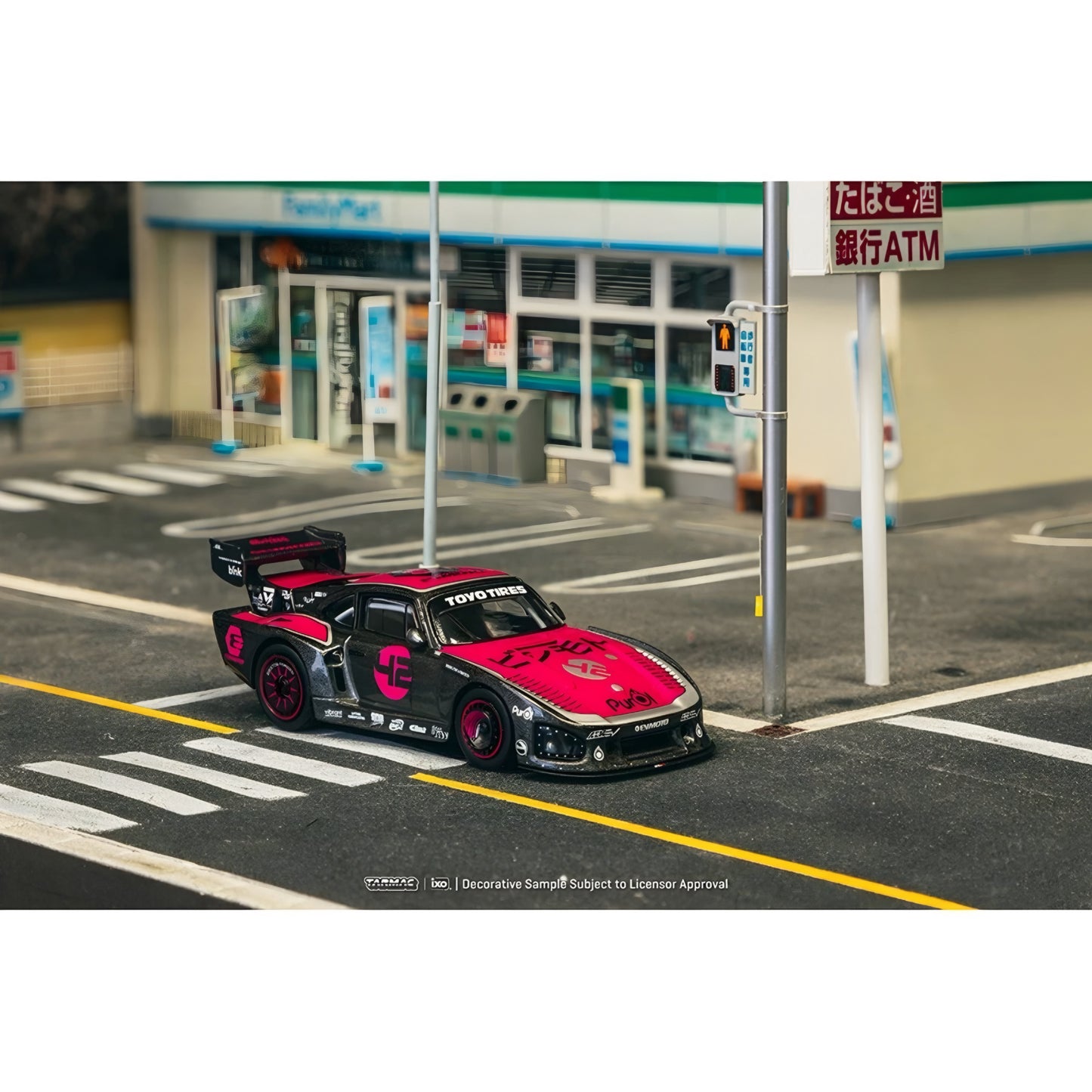 Tarmac Works x IXO 1:64 Bisimoto Porsche 935 K3V with Trading Cards